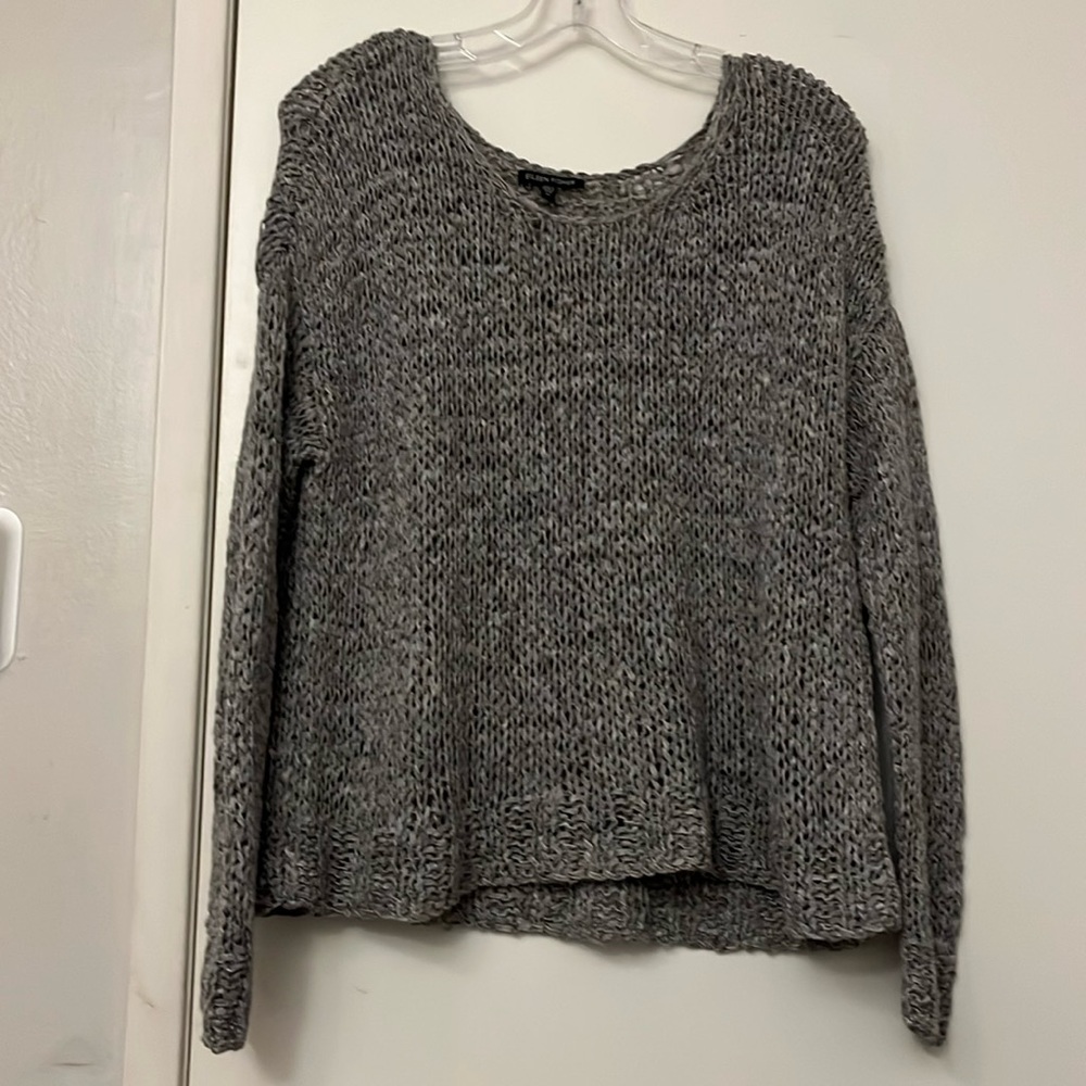 Eileen Fisher Light knit sweaterer